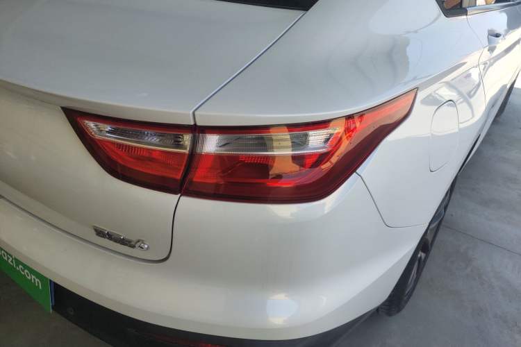 Used Baojun RC-6 2019 1.5T CVT Elite Version with 24-Hour Online Service Right Rear Taillight