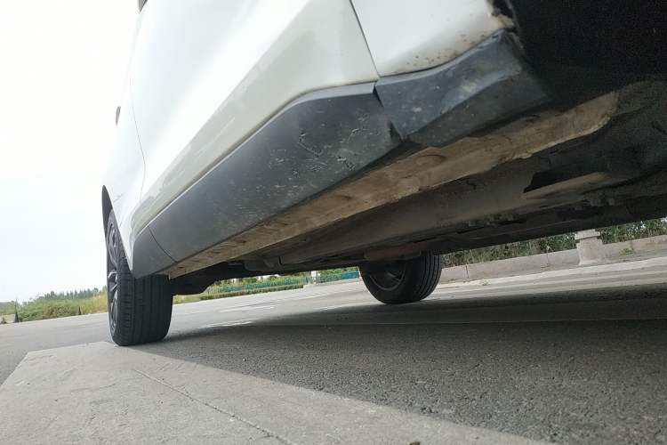 Used Baojun RC-6 2019 1.5T CVT 24-Hour Online Luxury Edition Right Side Sill