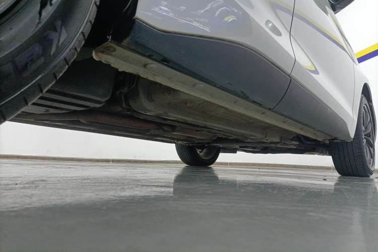 Used Baojun RC-6 2019 1.5T CVT 24-Hour Online Luxury Edition Right Side Sill