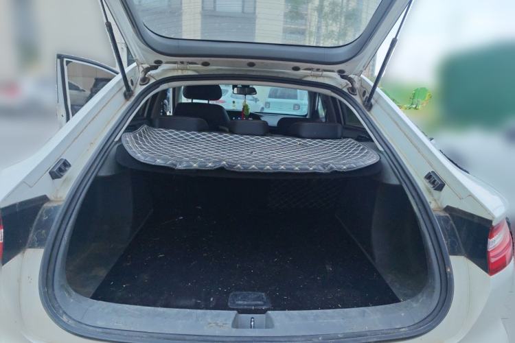 Used Baojun RC-6 2019 1.5T Manual 24-Hour Online Luxury Version Trunk
