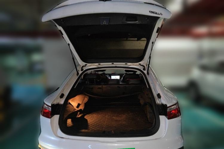 Used Baojun RC-6 2019 1.5T Manual Elite Version with 24-Hour Online Service Trunk