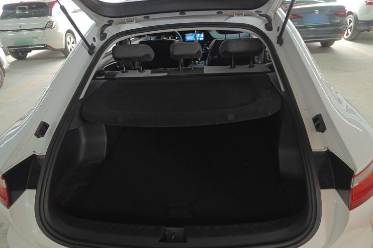 Used Baojun RC-6 2019 1.5T CVT Elite Version with 24-Hour Online Service Trunk