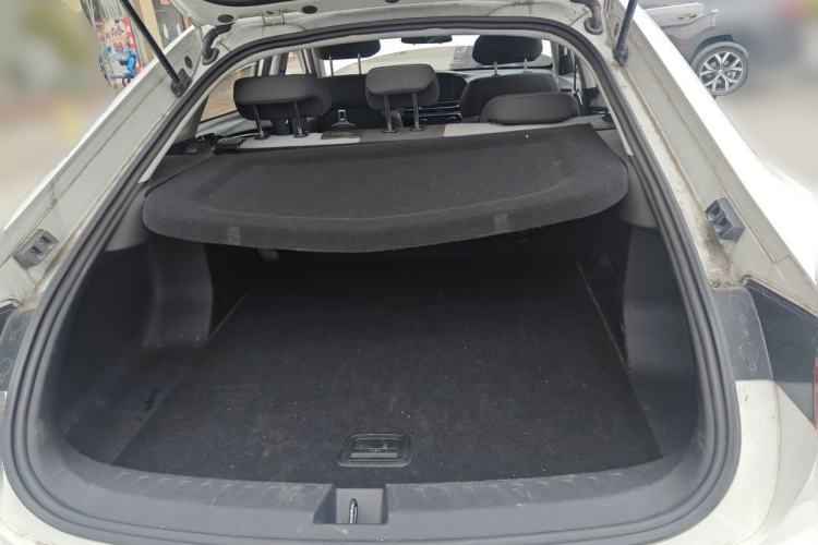 Used Baojun RC-6 2019 1.5T CVT Elite Version with 24-Hour Online Service Trunk