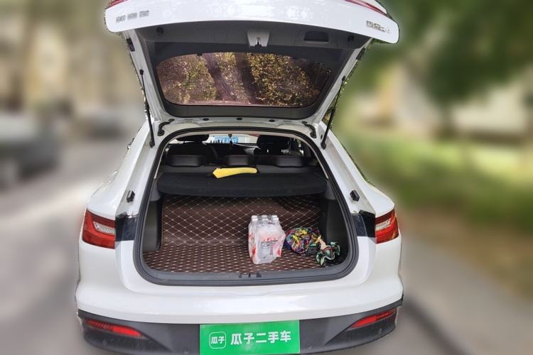 Used Baojun RC-6 2019 1.5T CVT 24-Hour Online Prestige Edition Trunk