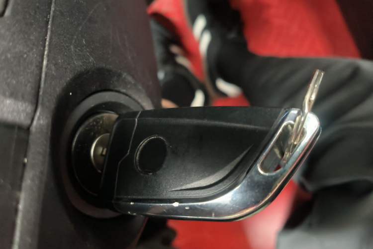 Used Baojun RC-6 2019 1.5T Manual Elite Version with 24-Hour Online Service Vehicle Key