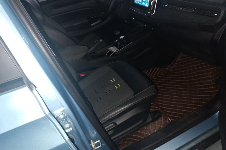 Used Baojun RM-5 2019 1.5T Manual Elite Version with 24-Hour Online Service 7 Seats Right Front Seat