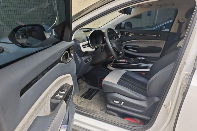 Used Baojun RM-5 2019 1.5T CVT 24-Hour Online Premium Version 7 Seats Driver Seat