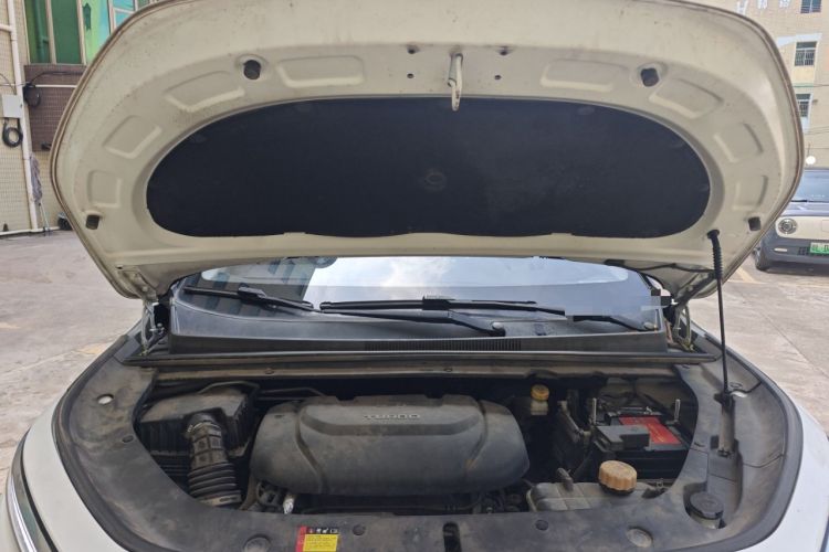 Used Baojun RM-5 2019 1.5T CVT 24-Hour Online Premium Version 7 Seats Engine Bay