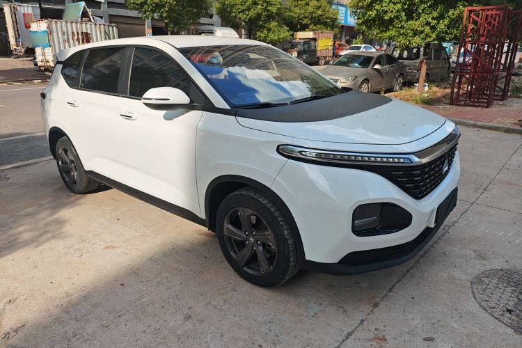 Used Baojun RM-5 2019 1.5T Manual Elite Version with 24-Hour Online Service 7 Seats Front Right 45 Deg