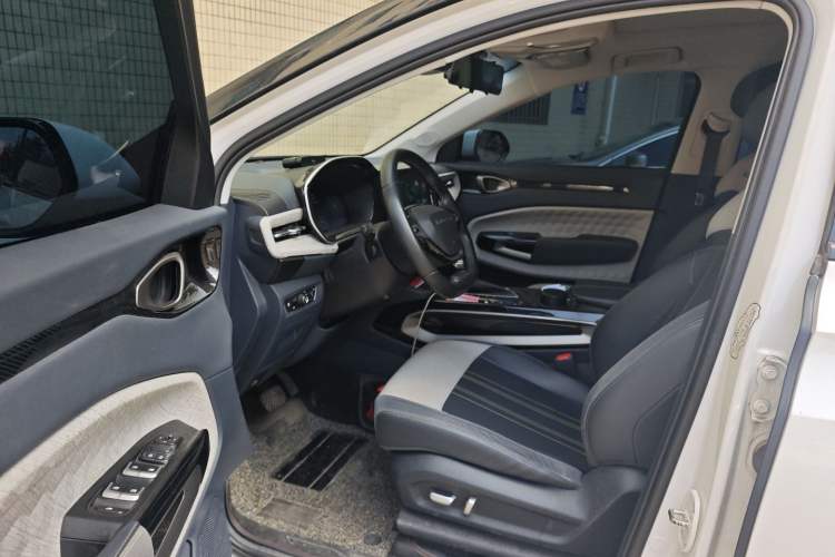 Used Baojun RM-5 2019 1.5T CVT 24-Hour Online Premium Version 7 Seats Left Front Seat