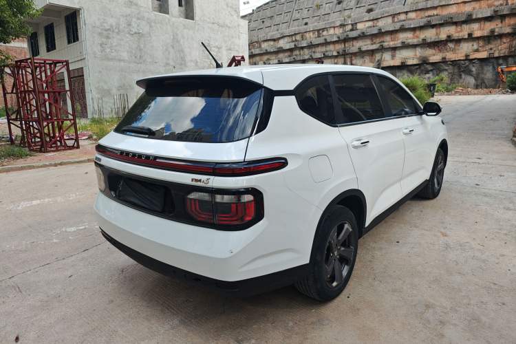 Used Baojun RM-5 2019 1.5T Manual Elite Version with 24-Hour Online Service 7 Seats Rear Right 45 Deg