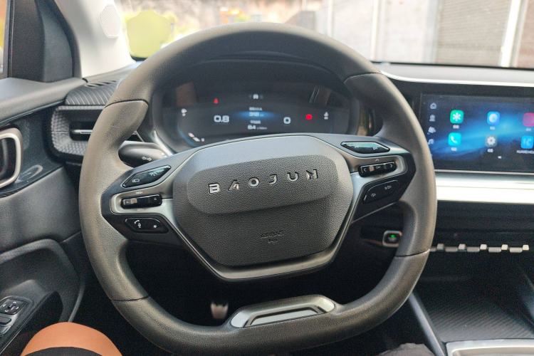 Used Baojun RM-5 2019 1.5T Manual Elite Version with 24-Hour Online Service 7 Seats Steering Wheel