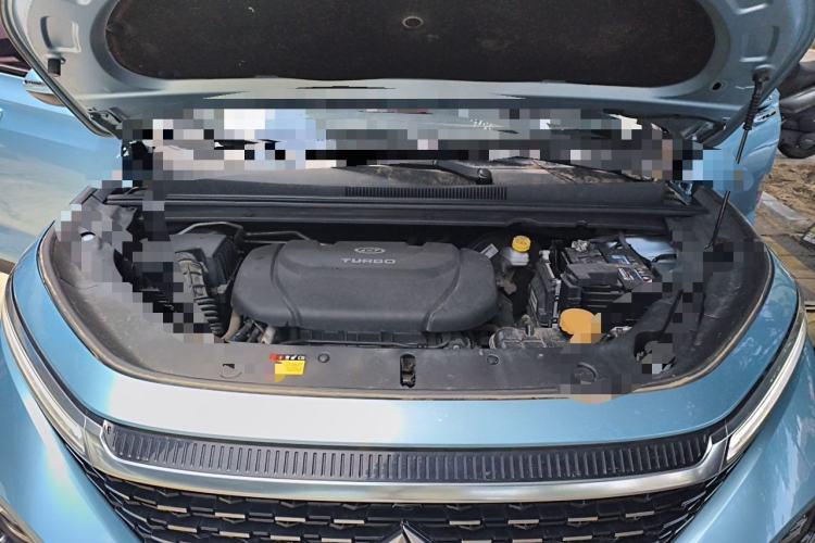 Used Baojun RM-5 2019 1.5T CVT 24-Hour Online Luxury Version 5 Seats Engine Bay