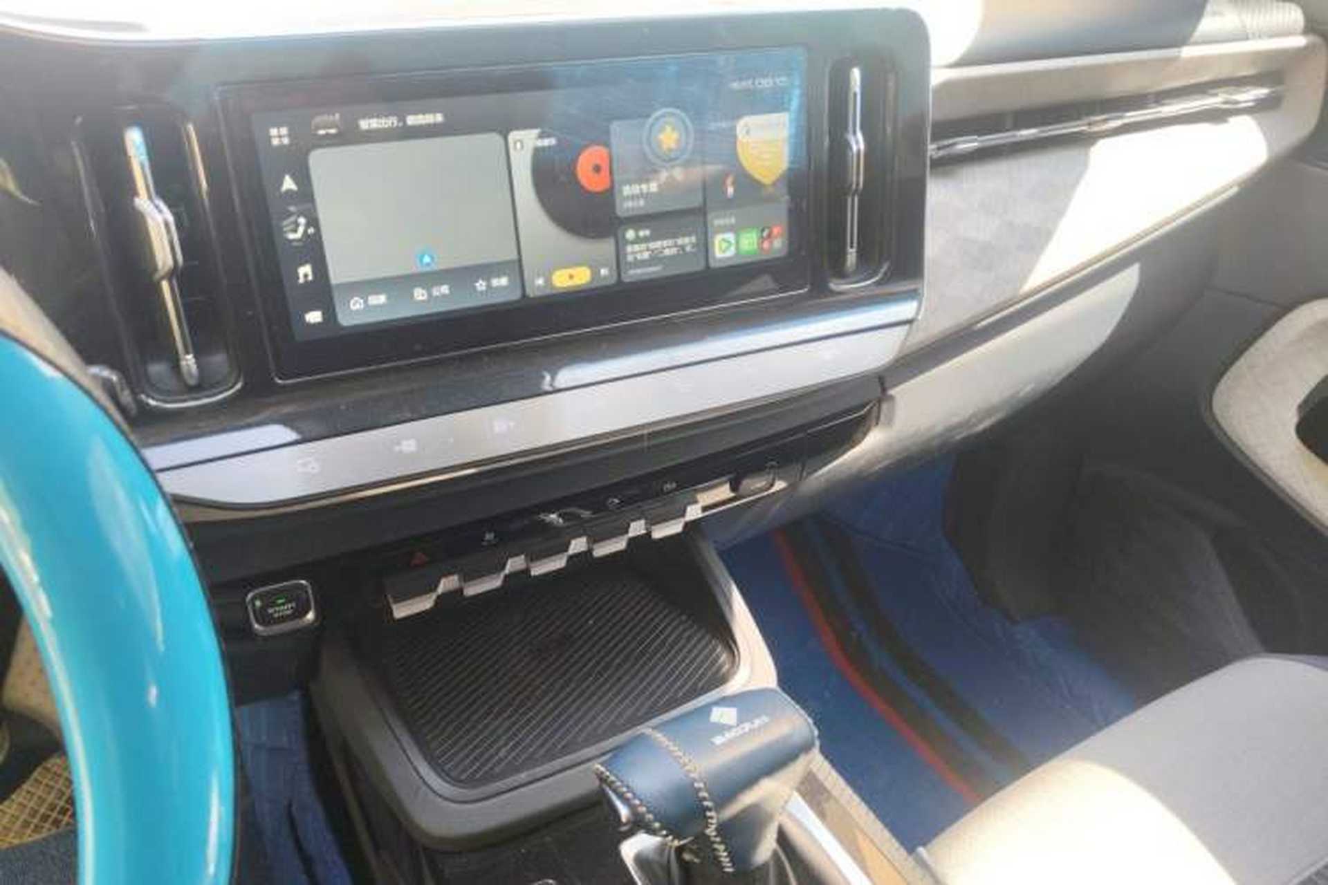 Used Baojun RM-5 2019 1.5T CVT 24-Hour Online Prestige Version 6 Seats Audio And AC Panel