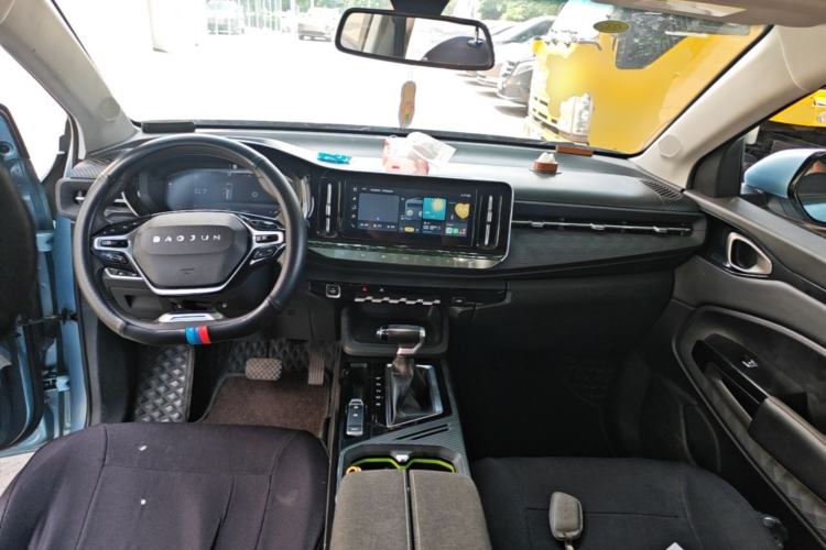 Used Baojun RM-5 2019 1.5T CVT Elite Version with 24-Hour Online Service 7 Seats Center Console