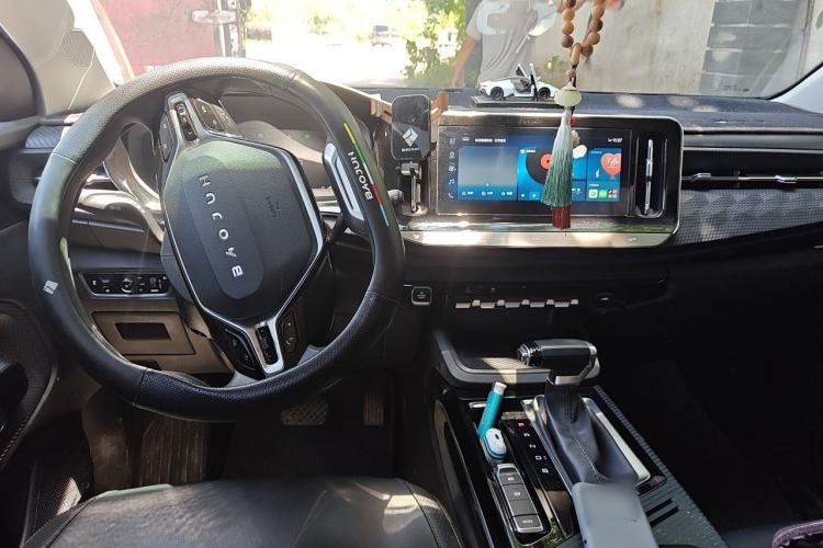 Used Baojun RM-5 2019 1.5L CVT Elite Version with 24-Hour Online Service 7 Seats Center Console