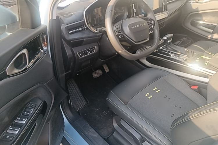 Used Baojun RM-5 2019 1.5T CVT Elite Version with 24-Hour Online Service 7 Seats Driver Seat