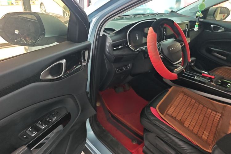 Used Baojun RM-5 2019 1.5T CVT Elite Version with 24-Hour Online Service 5 Seats Driver Seat