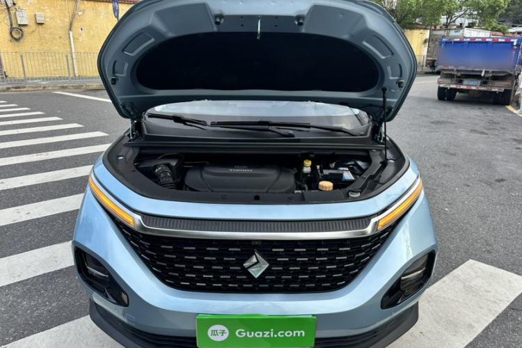 Used Baojun RM-5 2019 1.5T CVT 24-Hour Online Premium Version 7 Seats Engine Bay