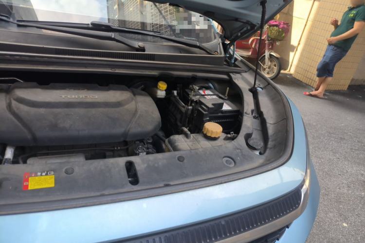 Used Baojun RM-5 2019 1.5T Manual Elite Version with 24-Hour Online Service 7 Seats Engine Bay Left