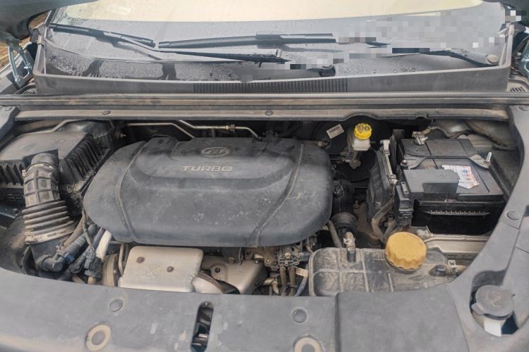 Used Baojun RM-5 2019 1.5T CVT 24-Hour Online Luxury Version 6 Seats Engine Bay
