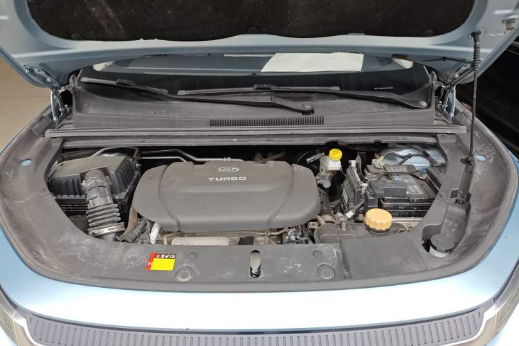 Used Baojun RM-5 2019 1.5T CVT 24-Hour Online Prestige Version 6 Seats Engine Bay