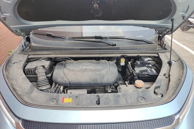 Used Baojun RM-5 2019 1.5T CVT 24-Hour Online Premium Version 7 Seats Engine Bay