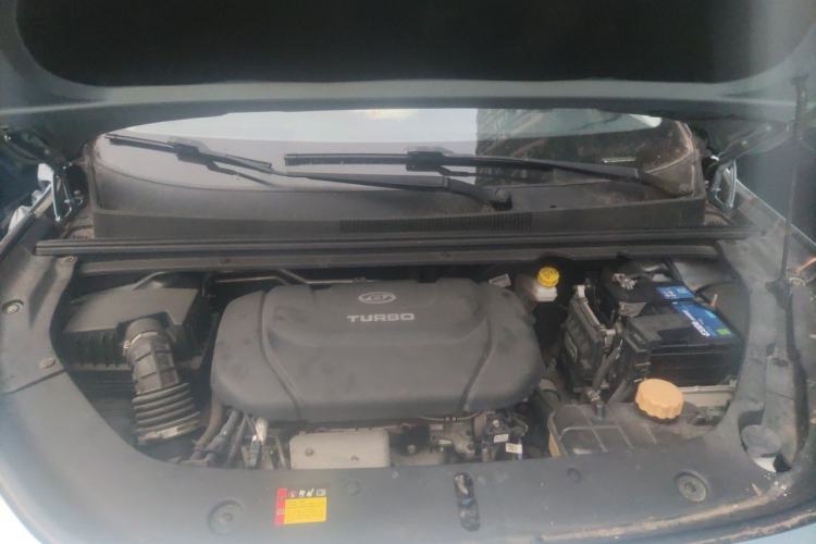 Used Baojun RM-5 2019 1.5T CVT 24-Hour Online Premium Version 7 Seats Engine Bay