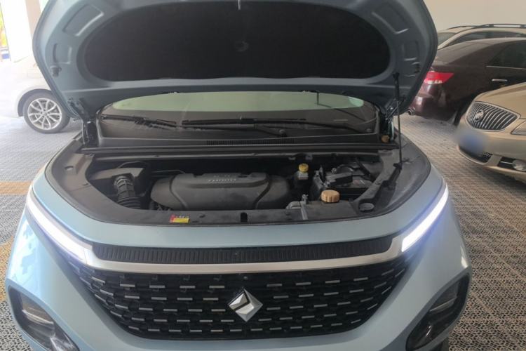 Used Baojun RM-5 2019 1.5T CVT 24-Hour Online Prestige Version 6 Seats Engine Bay