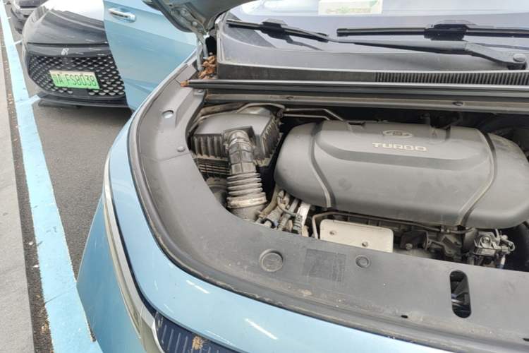 Used Baojun RM-5 2019 1.5T CVT 24-Hour Online Premium Version 7 Seats Engine Bay Right