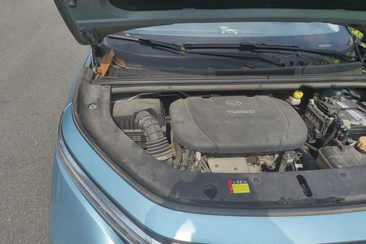 Used Baojun RM-5 2019 1.5T CVT 24-Hour Online Luxury Version 6 Seats Engine Bay Right