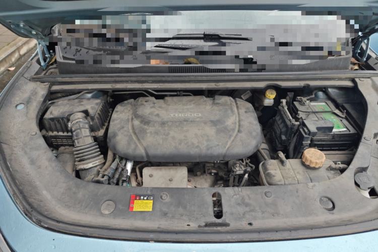 Used Baojun RM-5 2019 1.5T CVT 24-Hour Online Luxury Version 6 Seats Engine Bay