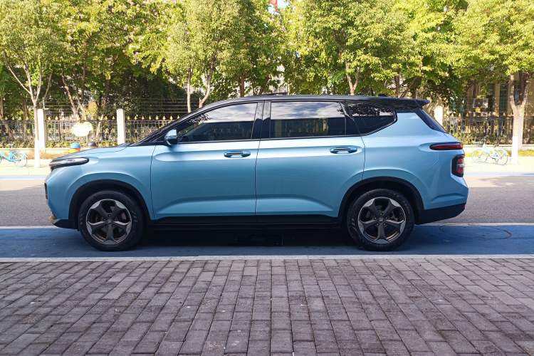Used Baojun RM-5 2019 1.5T CVT 24-Hour Online Prestige Version 6 Seats Exterior 2