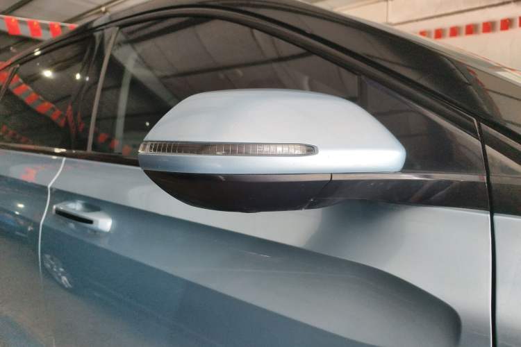 Used Baojun RM-5 2019 1.5T CVT 24-Hour Online Prestige Version 5 Seats Exterior 4