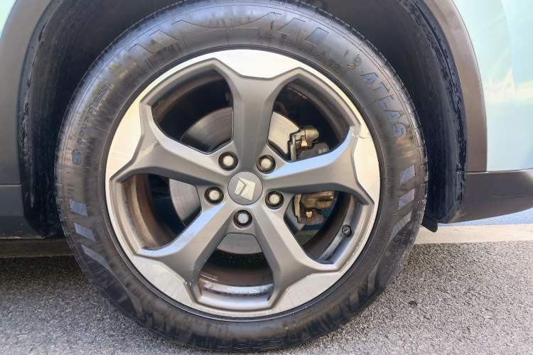 Used Baojun RM-5 2019 1.5T CVT 24-Hour Online Prestige Version 6 Seats Exterior 8
