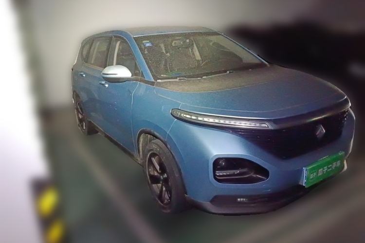 Used Baojun RM-5 2019 1.5T Manual Elite Version with 24-Hour Online Service 7 Seats Front Right 45 Deg