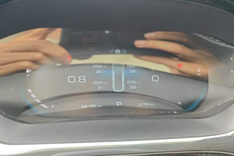 Used Baojun RM-5 2019 1.5T CVT Elite Version with 24-Hour Online Service 6 Seats Instrument Cluster