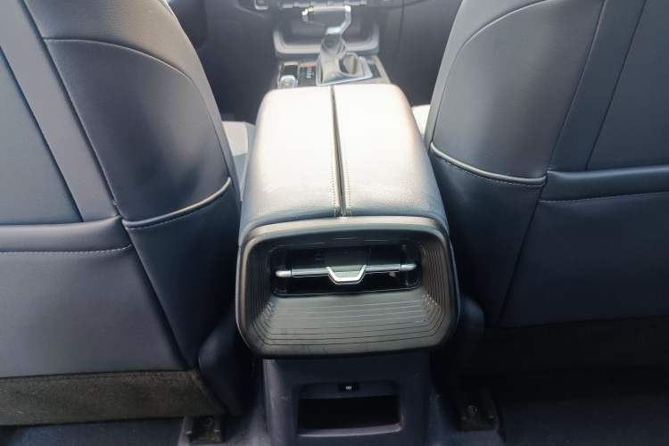 Used Baojun RM-5 2019 1.5T CVT 24-Hour Online Prestige Version 6 Seats Interior 10