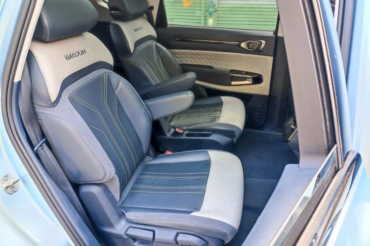 Used Baojun RM-5 2019 1.5T CVT 24-Hour Online Prestige Version 6 Seats Interior 13