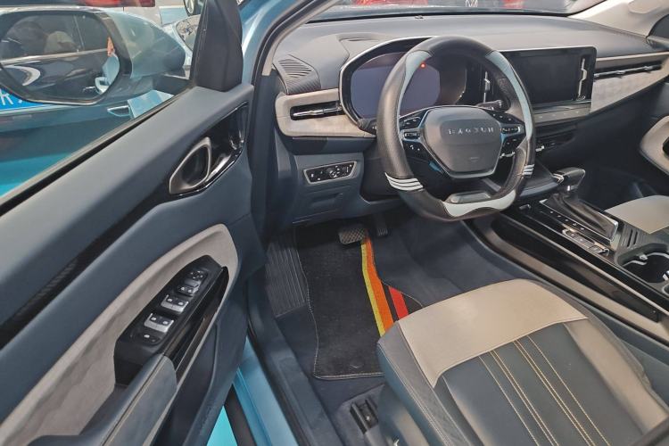 Used Baojun RM-5 2019 1.5T CVT 24-Hour Online Premium Version 7 Seats Interior 2