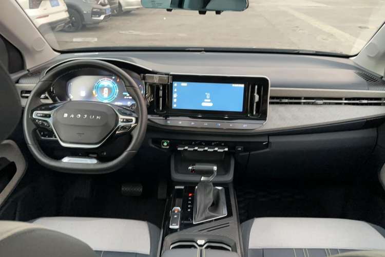 Used Baojun RM-5 2019 1.5T CVT 24-Hour Online Prestige Version 6 Seats Interior 3