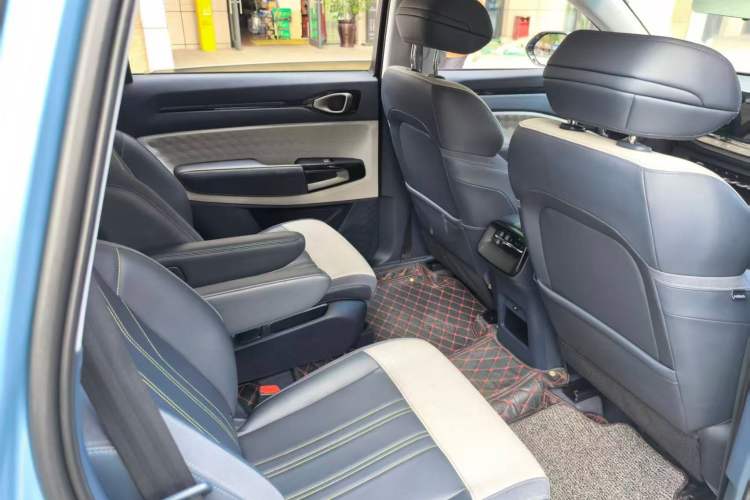 Used Baojun RM-5 2019 1.5T CVT 24-Hour Online Luxury Version 6 Seats Interior 3