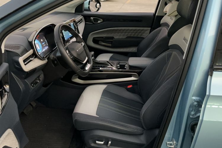 Used Baojun RM-5 2019 1.5T CVT 24-Hour Online Prestige Version 6 Seats Interior 4