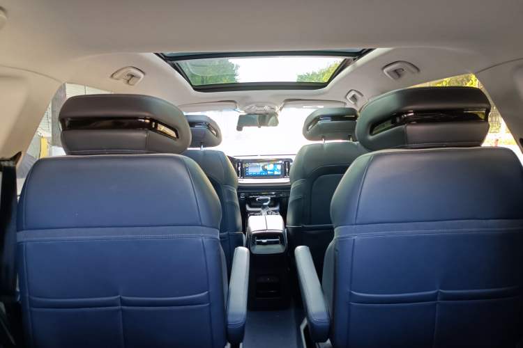 Used Baojun RM-5 2019 1.5T CVT 24-Hour Online Prestige Version 6 Seats Interior 8