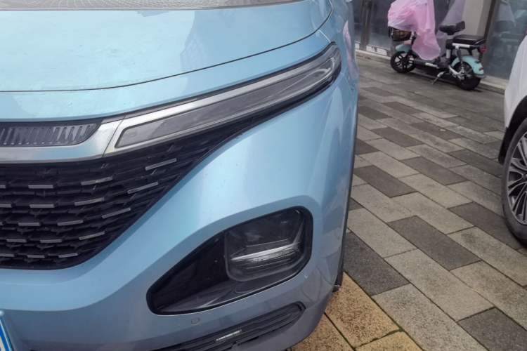 Used Baojun RM-5 2019 1.5T CVT 24-Hour Online Luxury Version 7 Seats Left Front Headlight