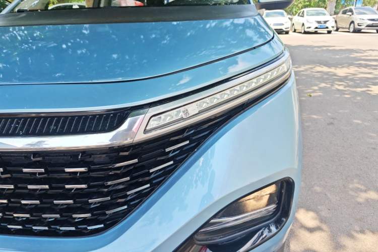 Used Baojun RM-5 2019 1.5T CVT Elite Version with 24-Hour Online Service 7 Seats Left Front Headlight