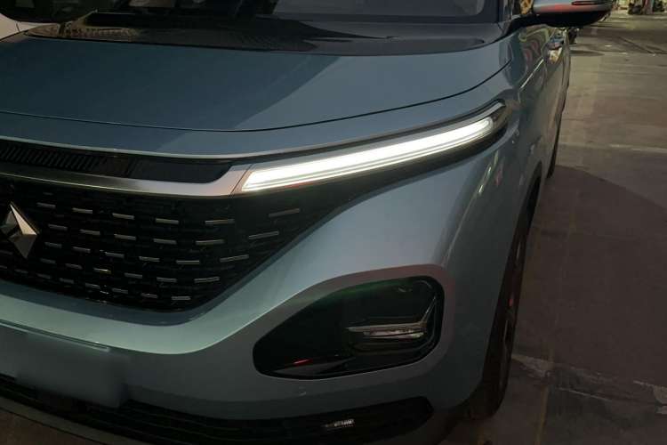 Used Baojun RM-5 2019 1.5T CVT 24-Hour Online Prestige Version 6 Seats Left Front Headlight