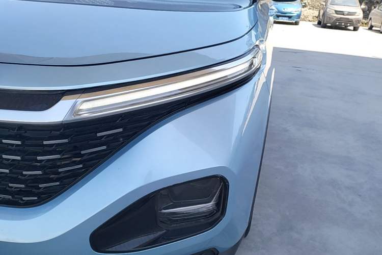 Used Baojun RM-5 2019 1.5T CVT 24-Hour Online Luxury Version 6 Seats Left Front Headlight
