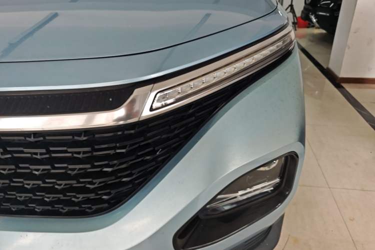 Used Baojun RM-5 2019 1.5T CVT Elite Version with 24-Hour Online Service 5 Seats Left Front Headlight