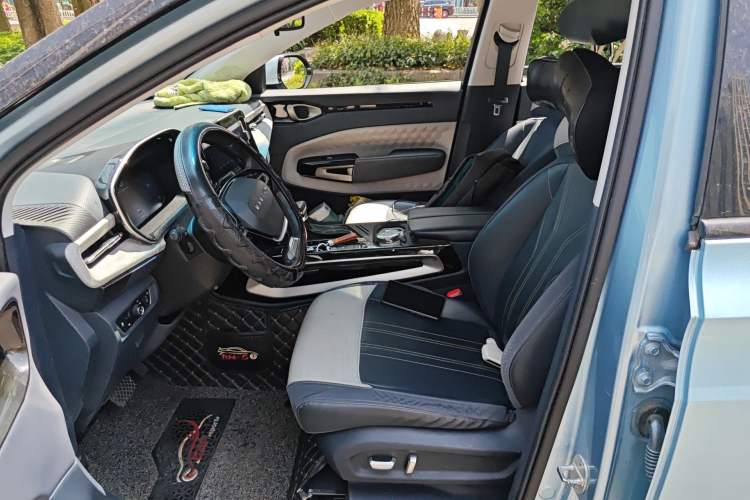 Used Baojun RM-5 2019 1.5T CVT 24-Hour Online Premium Version 7 Seats Left Front Seat